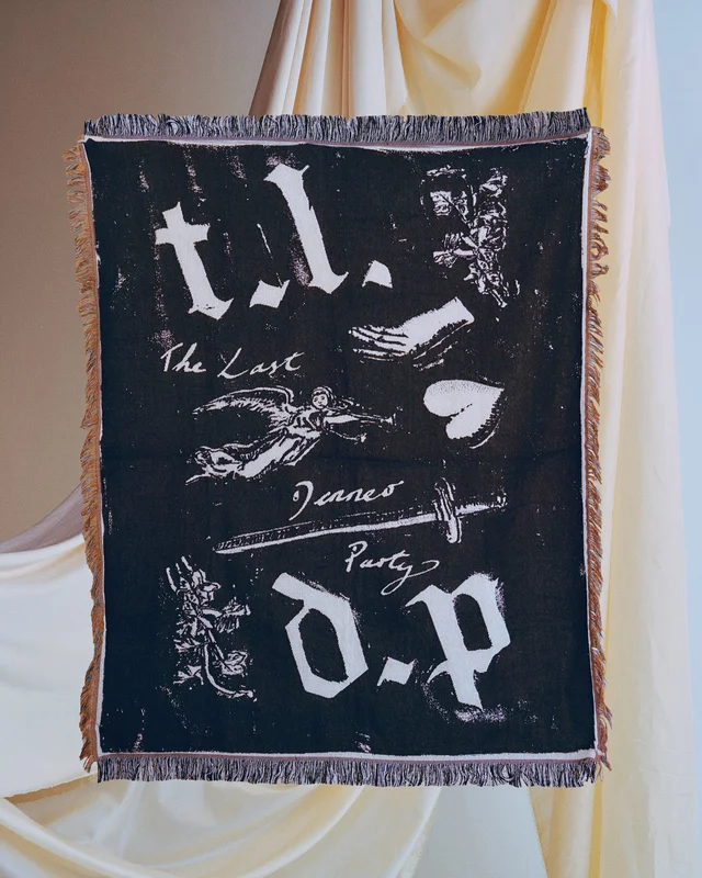 Charcoal Relic Throw