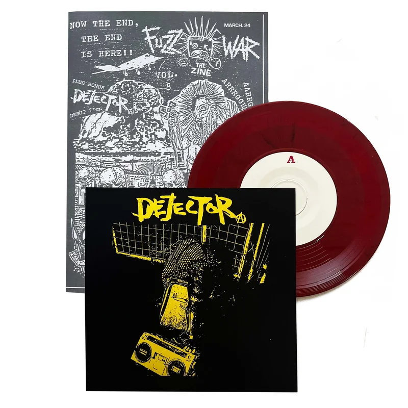 Fuzz War #8 zine w/ Dejector 7"