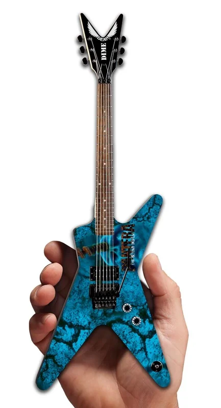 PANTERA - DEAN DIMEBAG - "DRIVEN" FBD ML - MINI GUITAR