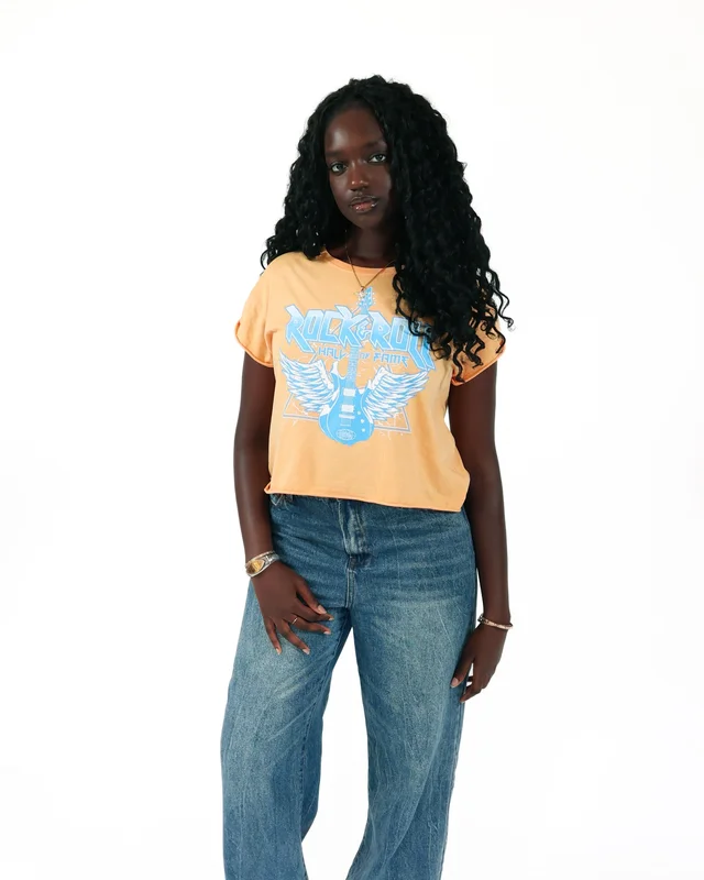 ROCK HALL FEATHERED GUITAR FITTED T-SHIRT