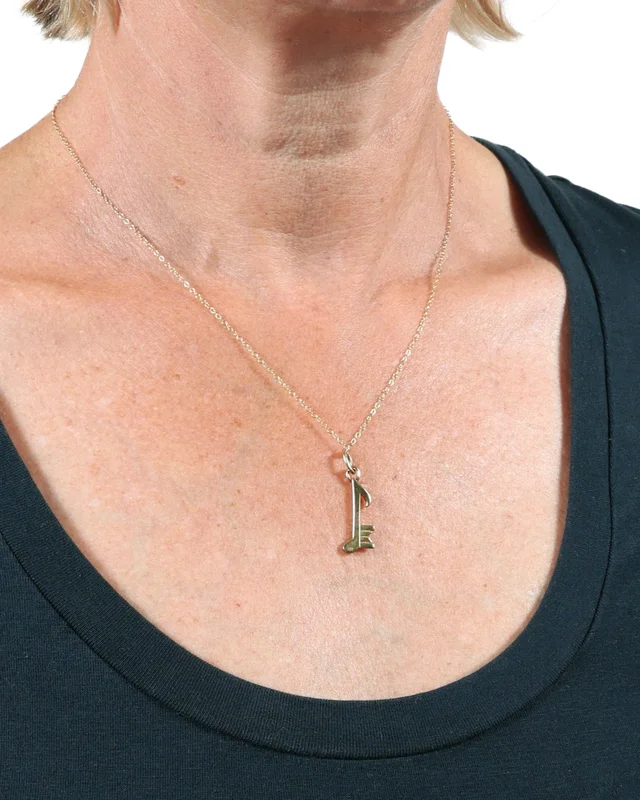 ROCK HALL GOLD MUSIC NOTE CHARM NECKLACE