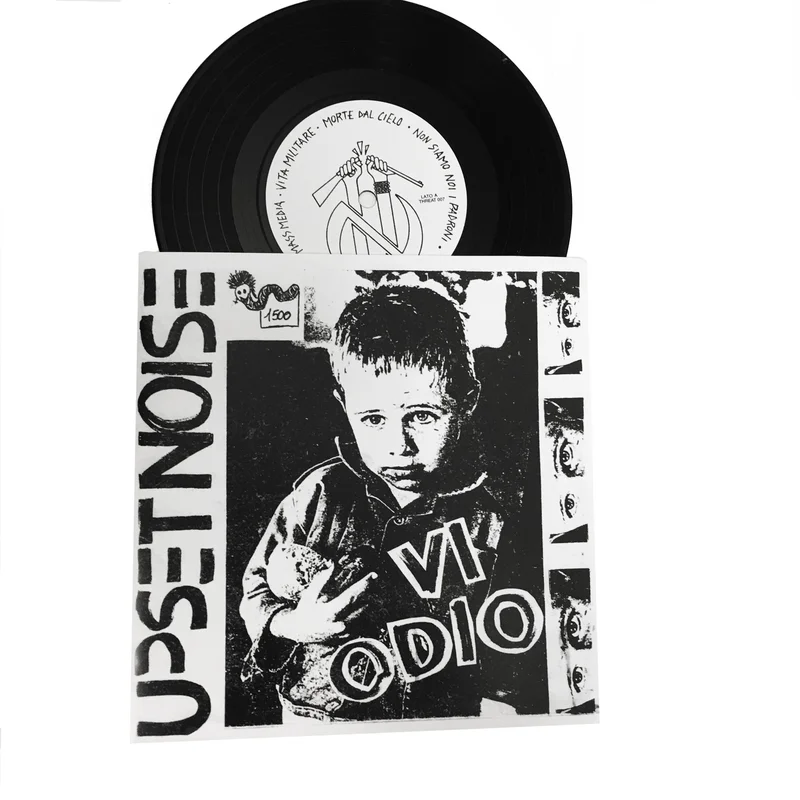 Upset Noise/Warfare: Split 7" (new)